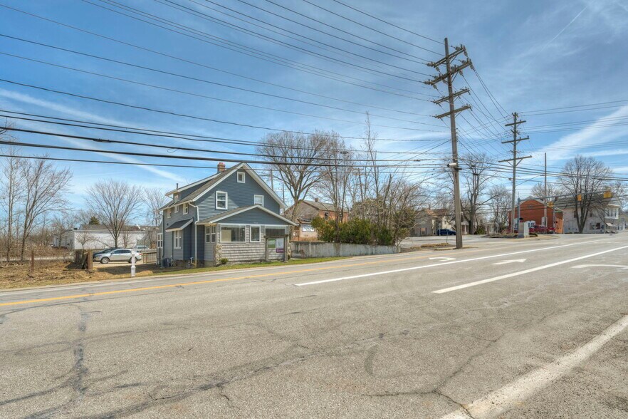 37040 Colorado Ave, Avon, OH à vendre - Photo de l’immeuble – Image 2 sur 28