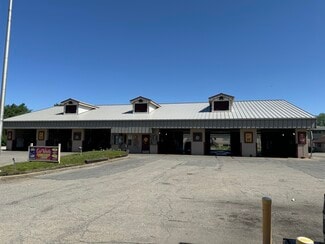Plus de détails pour 2208 W Springfield Ave, Champaign, IL - Local commercial à vendre