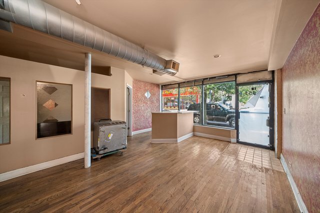 3451 W Montrose Ave, Chicago, IL à louer - Photo de l’immeuble – Image 3 sur 8