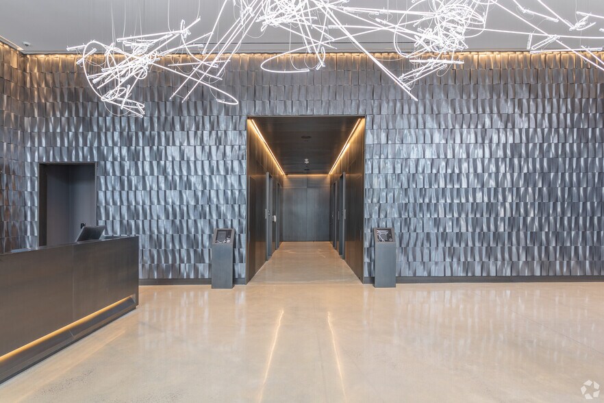 10 Grand St, Brooklyn, NY à louer - Hall d’entrée – Image 3 sur 15