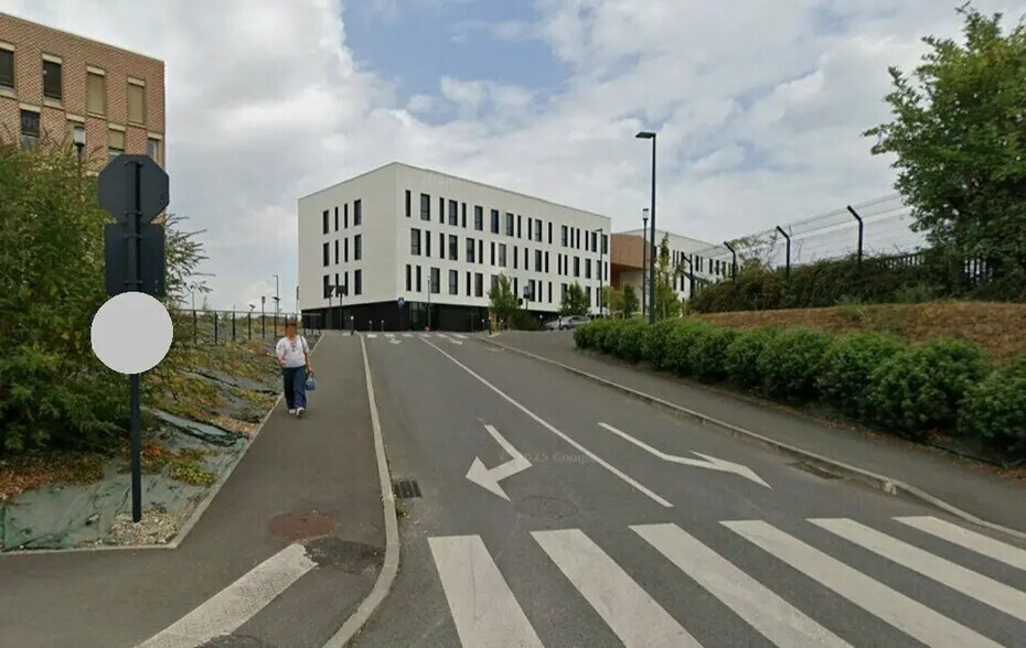 Local commercial dans Périgueux à vendre - Photo de l’immeuble – Image 3 sur 5