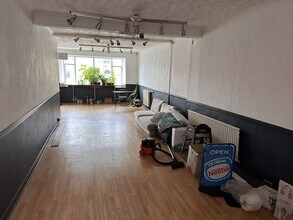 16 Market Pl, Doncaster à louer Photo intérieure– Image 2 sur 2