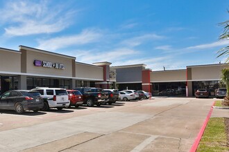 401 This Way St, Lake Jackson, TX à louer Photo de l’immeuble– Image 1 sur 1