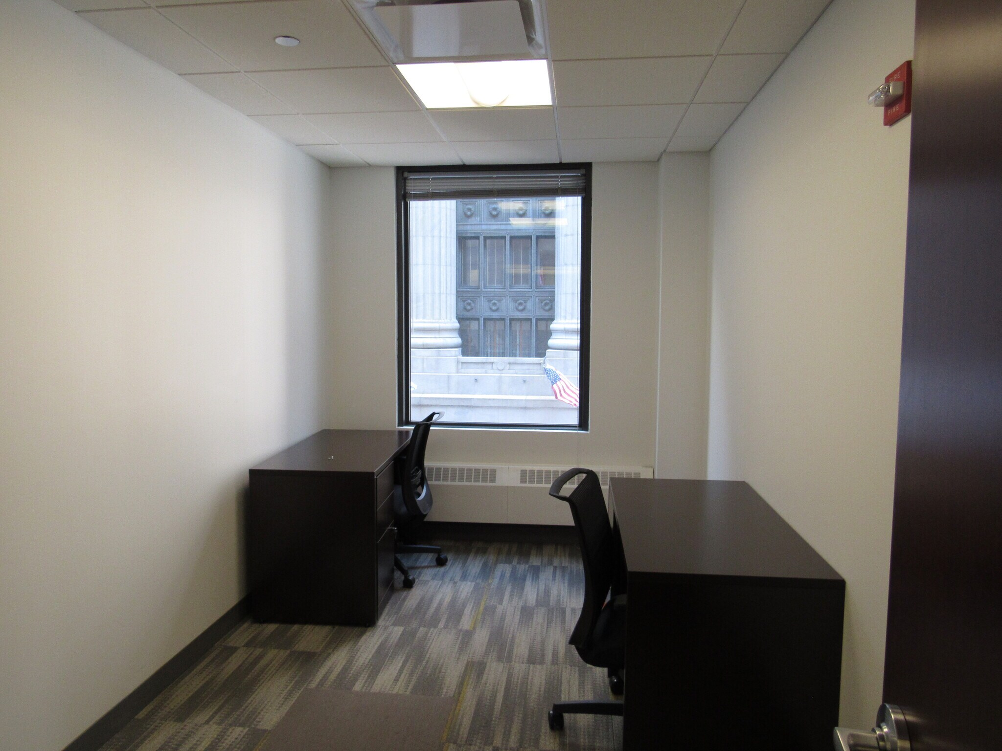 100 N LaSalle St, Chicago, IL à louer Photo intérieure– Image 1 sur 5