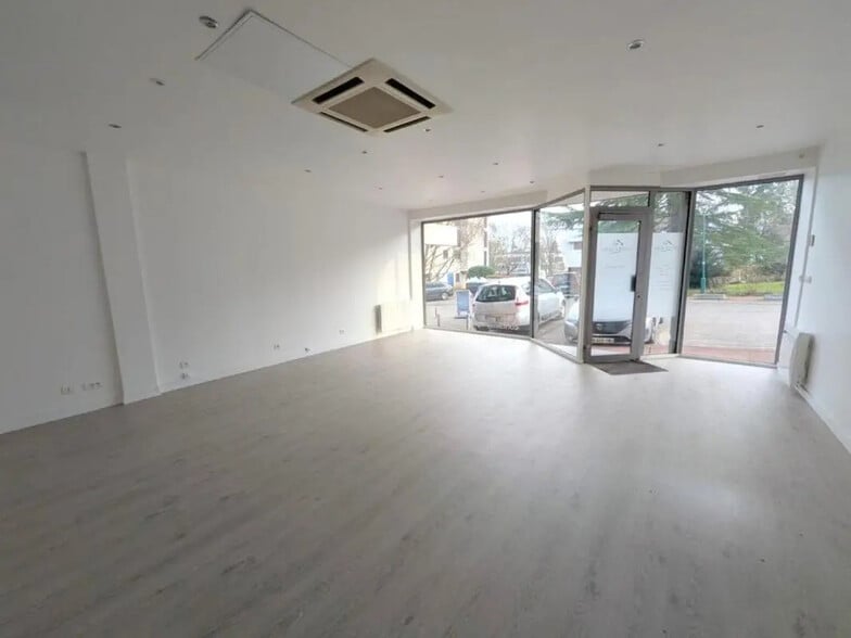 Résidence Du Parc Du Chateau, Louveciennes à vendre - Photo intérieure – Image 3 sur 9