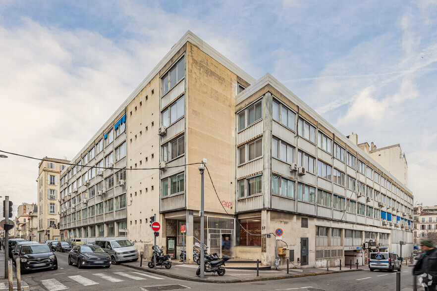 Bureau dans Marseille à vendre - Photo de l’immeuble – Image 2 sur 3