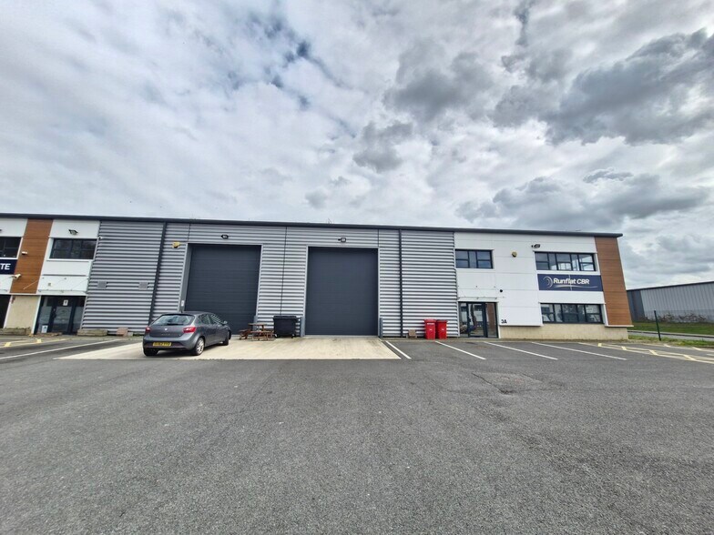 First Ave, Finningley à louer - Photo de l’immeuble – Image 2 sur 5
