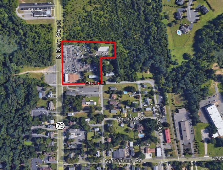 42 N Main St, Marlboro, NJ à louer Photo principale– Image 1 sur 2