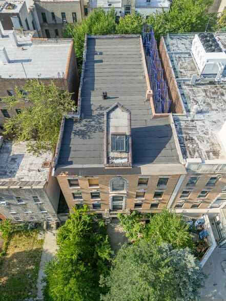 554 Eastern Pky, Brooklyn, NY à vendre - Photo de l’immeuble – Image 3 sur 10