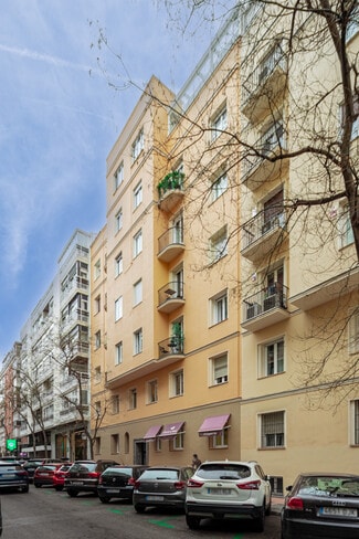 Plus de détails pour Calle De Don Ramón De La Cruz, 36, Madrid - Bureau à louer