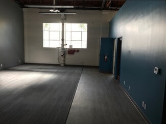 Plus de détails pour 3221 Hutchison Ave, Los Angeles, CA - Bureau à louer