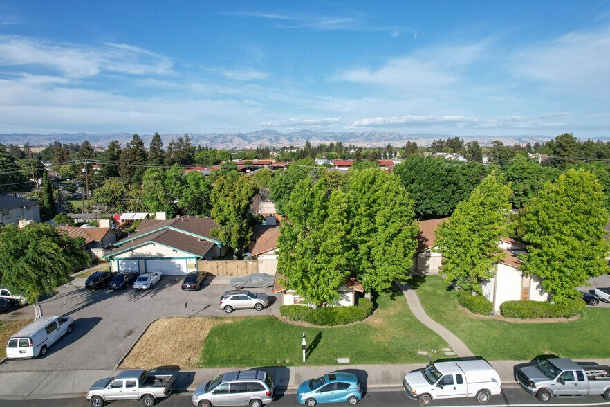 4652 Cherry Ave, San Jose, CA à vendre - Photo de l’immeuble – Image 3 sur 15