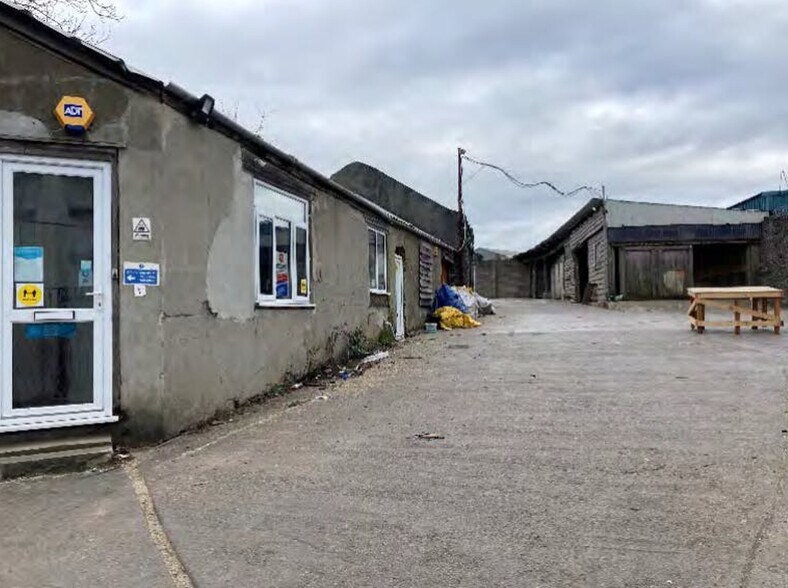 13 Sutton Rd, Plymouth à louer - Photo de l’immeuble – Image 2 sur 3