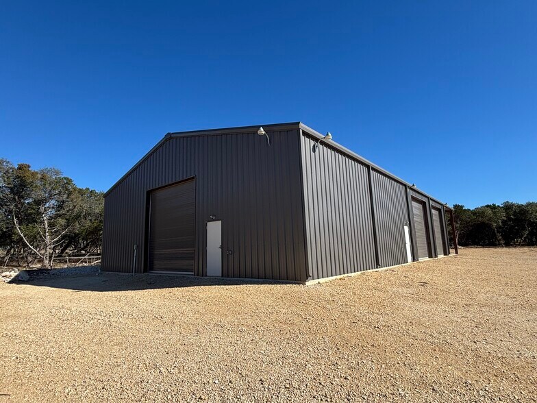 28060 FM 3009, San Antonio, TX à louer - Photo de l’immeuble – Image 2 sur 4