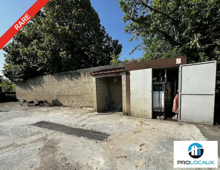 Local d'activités dans Creil à vendre - Photo de l’immeuble – Image 2 sur 7