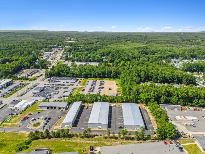 18 Patriot Way, Somersworth, NH à louer - Photo principale – Image 2 sur 5