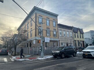 Plus de détails pour 590 Onderdonk Ave, Ridgewood, NY - Local commercial à louer