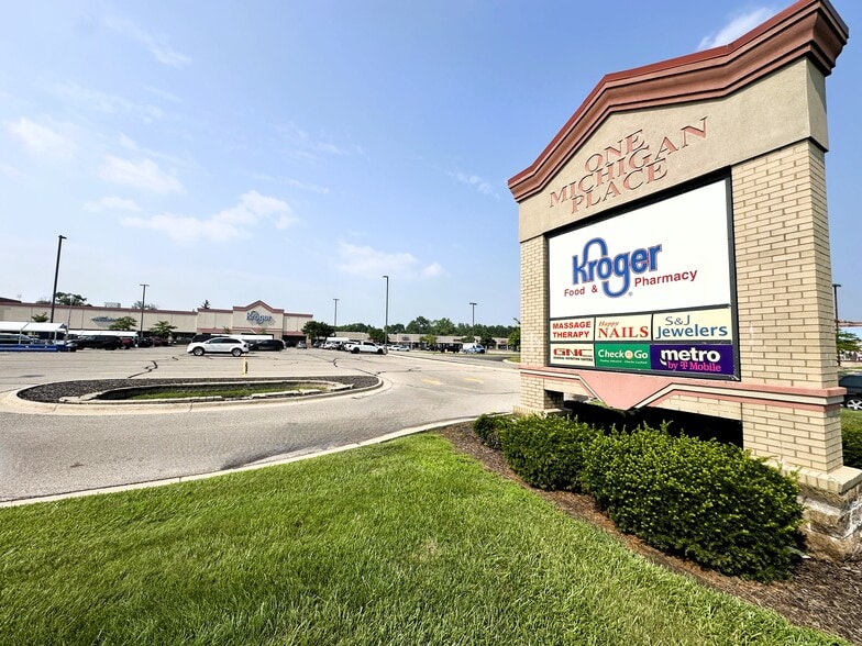 31200-31350 Michigan Ave, Westland, MI à louer - Photo principale – Image 1 sur 5