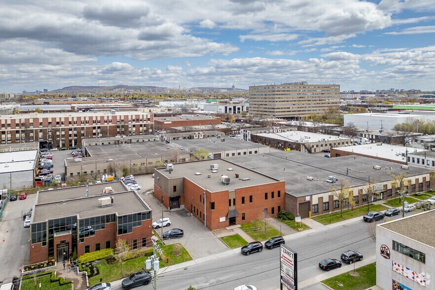 1300 Rue De Louvain O, Montréal, QC à louer - Aérien – Image 2 sur 6
