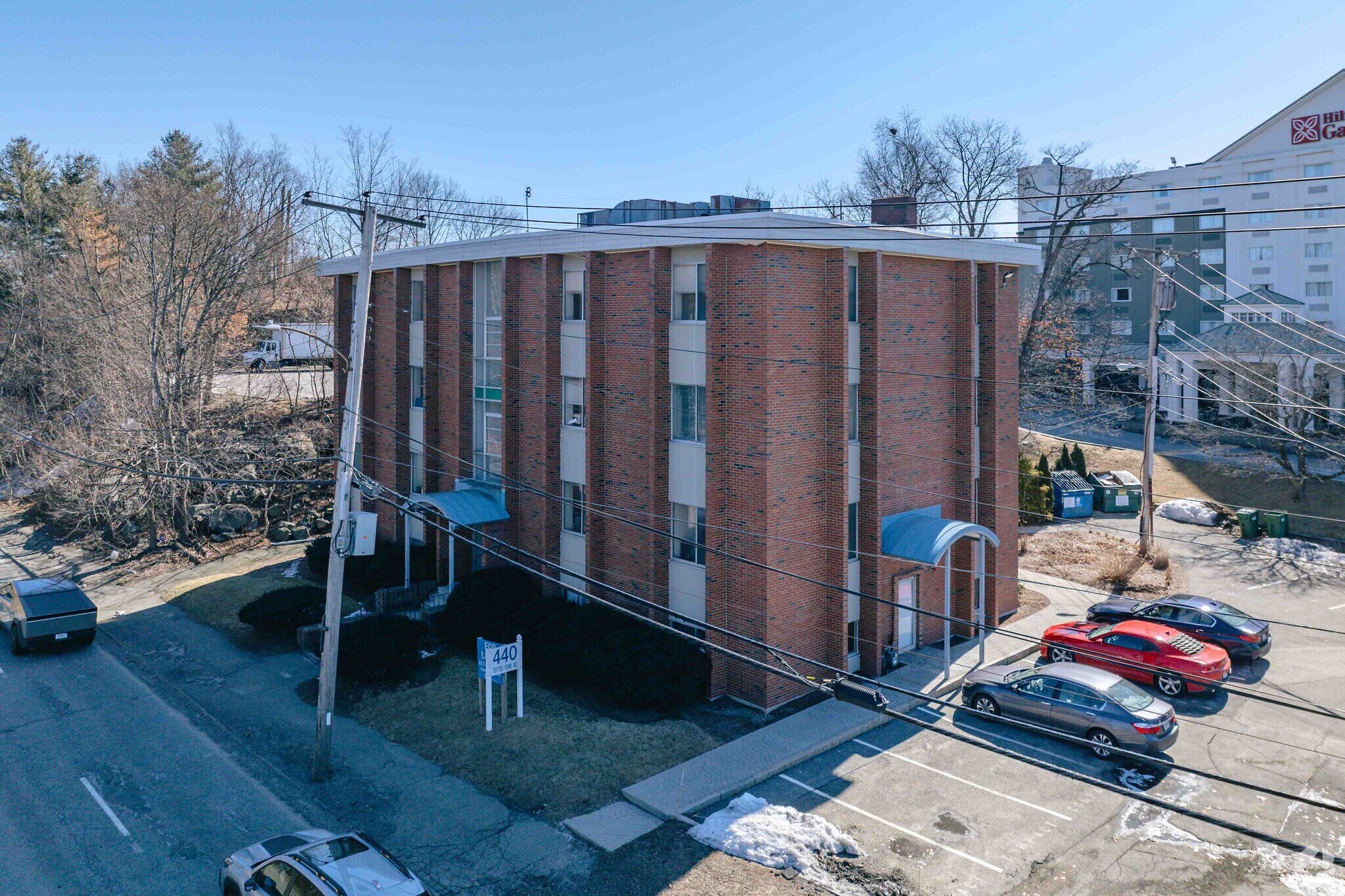 440 Totten Pond Rd, Waltham, MA à louer Photo de l’immeuble– Image 1 sur 6