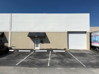 Plus de détails pour 4521 NE 5th Ter, Fort Lauderdale, FL - Industriel/Logistique à louer