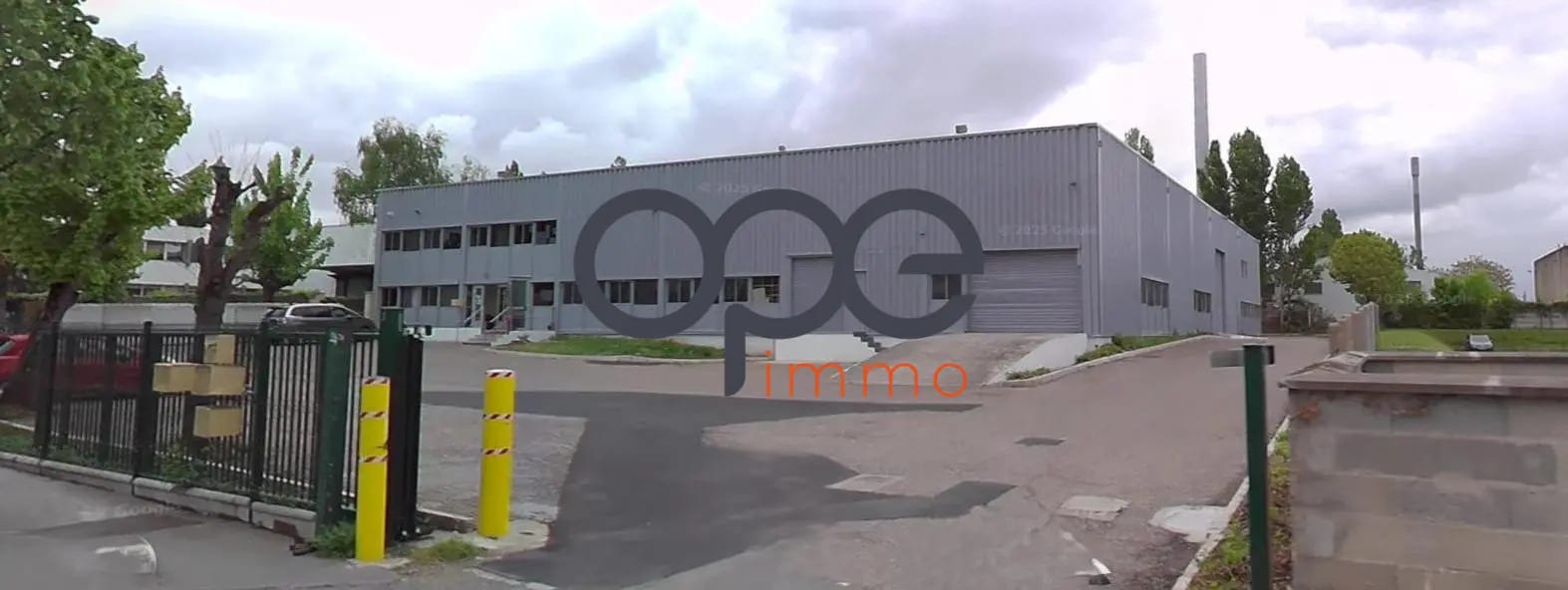 Industriel/Logistique dans Sarcelles à vendre Photo de l’immeuble– Image 1 sur 4
