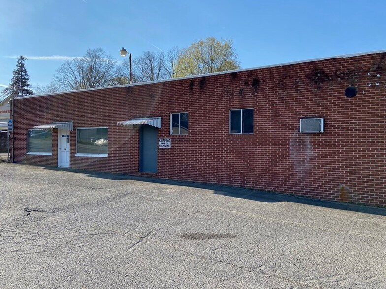 1414 E Morris St, Dalton, GA à louer - Photo de l’immeuble – Image 3 sur 10