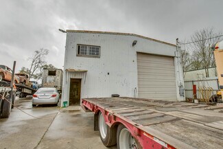Plus de détails pour 113 Pin Oak Dr, Highlands, TX - Spécialisé à vendre