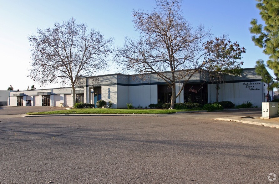 9440 Wheatlands Ct, Santee, CA à louer - Photo principale – Image 1 sur 5