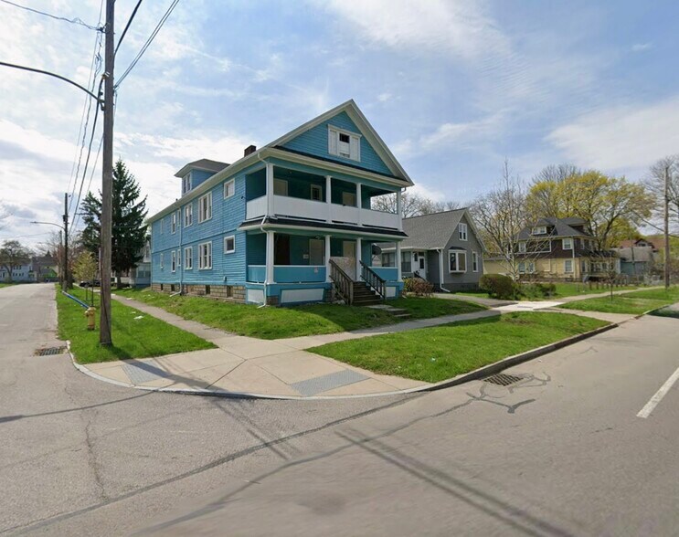 497 Central Park, Rochester, NY à vendre - Photo de l’immeuble – Image 2 sur 3