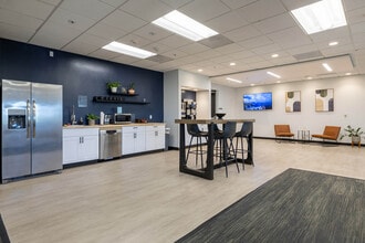 2150 N 1st St, San Jose, CA à louer Photo intérieure– Image 2 sur 9