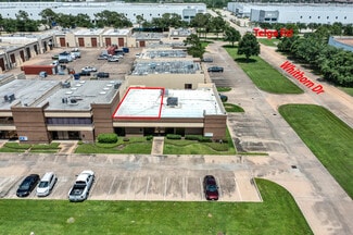 Plus de détails pour 9776 Whithorn Dr, Houston, TX - Local d'activités à louer