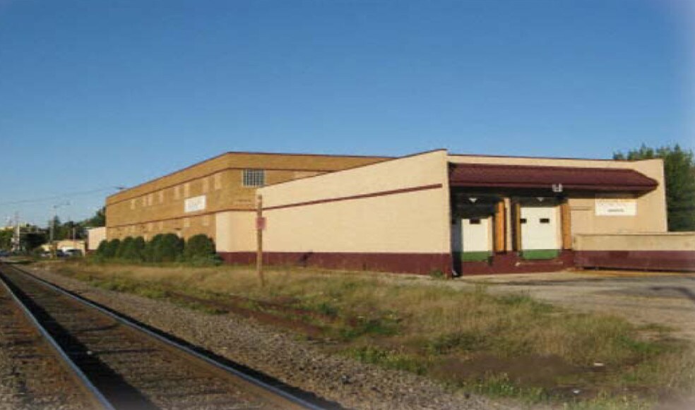 311 N Superior St, Appleton, WI à louer - Photo principale – Image 1 sur 1