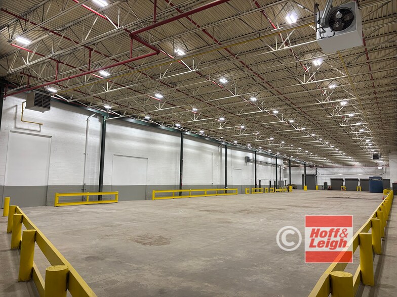 3340 W 137th St, Cleveland, OH à louer - Photo principale – Image 1 sur 5