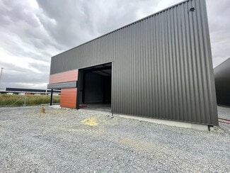 Plus de détails pour Local d'activités à louer