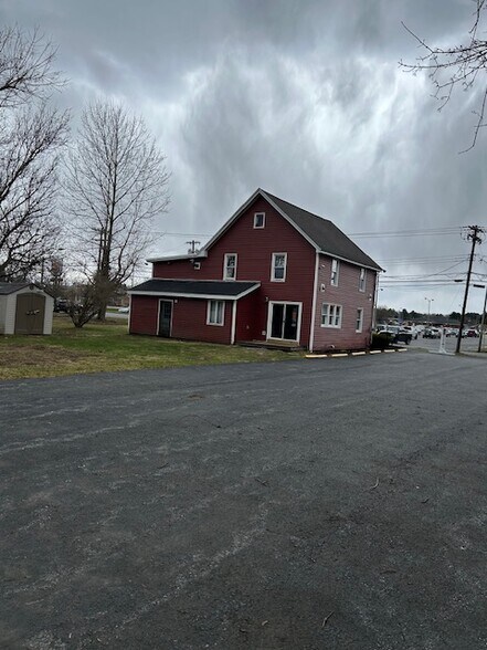 189 5th Ave, Gloversville, NY à louer - Photo de l’immeuble – Image 3 sur 18