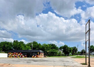 Plus de détails pour 102 E Missouri St, Walters, OK - Local commercial à vendre
