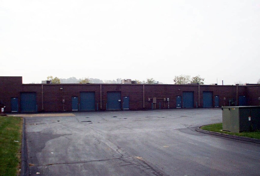 307-371 Consort Dr, Manchester, MO à louer - Autre – Image 2 sur 9