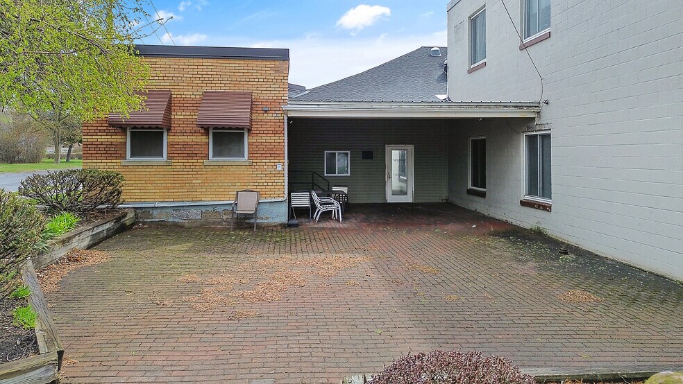 34 Wright Ave, Auburn, NY à vendre - Photo de l’immeuble – Image 3 sur 59