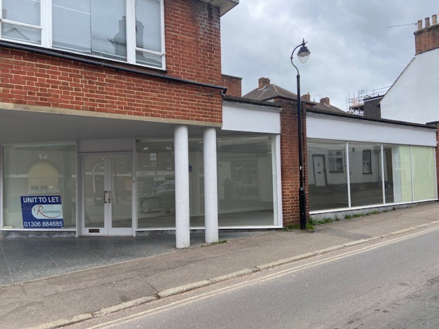 180 High St, Dorking à louer Photo de l’immeuble– Image 1 sur 4