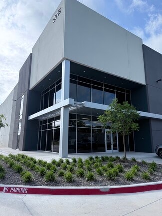 Plus de détails pour 2700 W Plano Pky, Plano, TX - Industriel/Logistique à louer