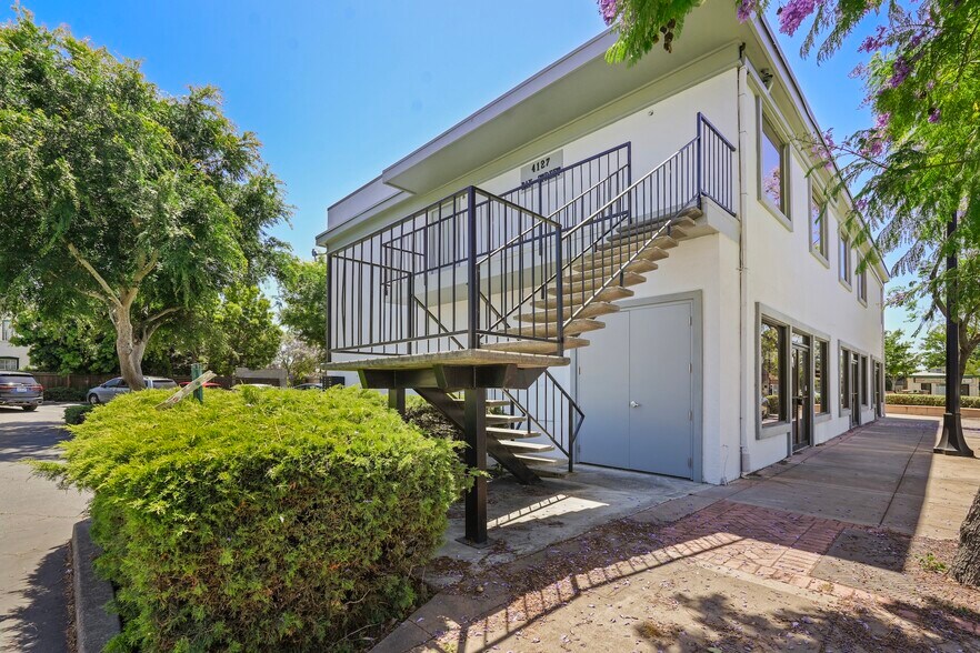4127 Bay St, Fremont, CA à louer - Photo de l’immeuble – Image 3 sur 16