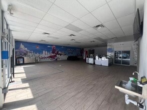 1001-1015 W Vine St, Kissimmee, FL à louer Photo intérieure– Image 2 sur 9