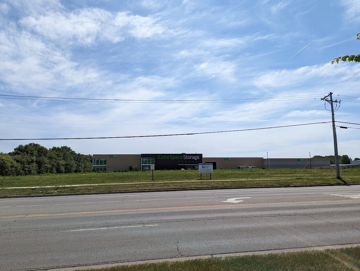 2100 Essington Rd, Joliet, IL à vendre Photo principale– Image 1 sur 2