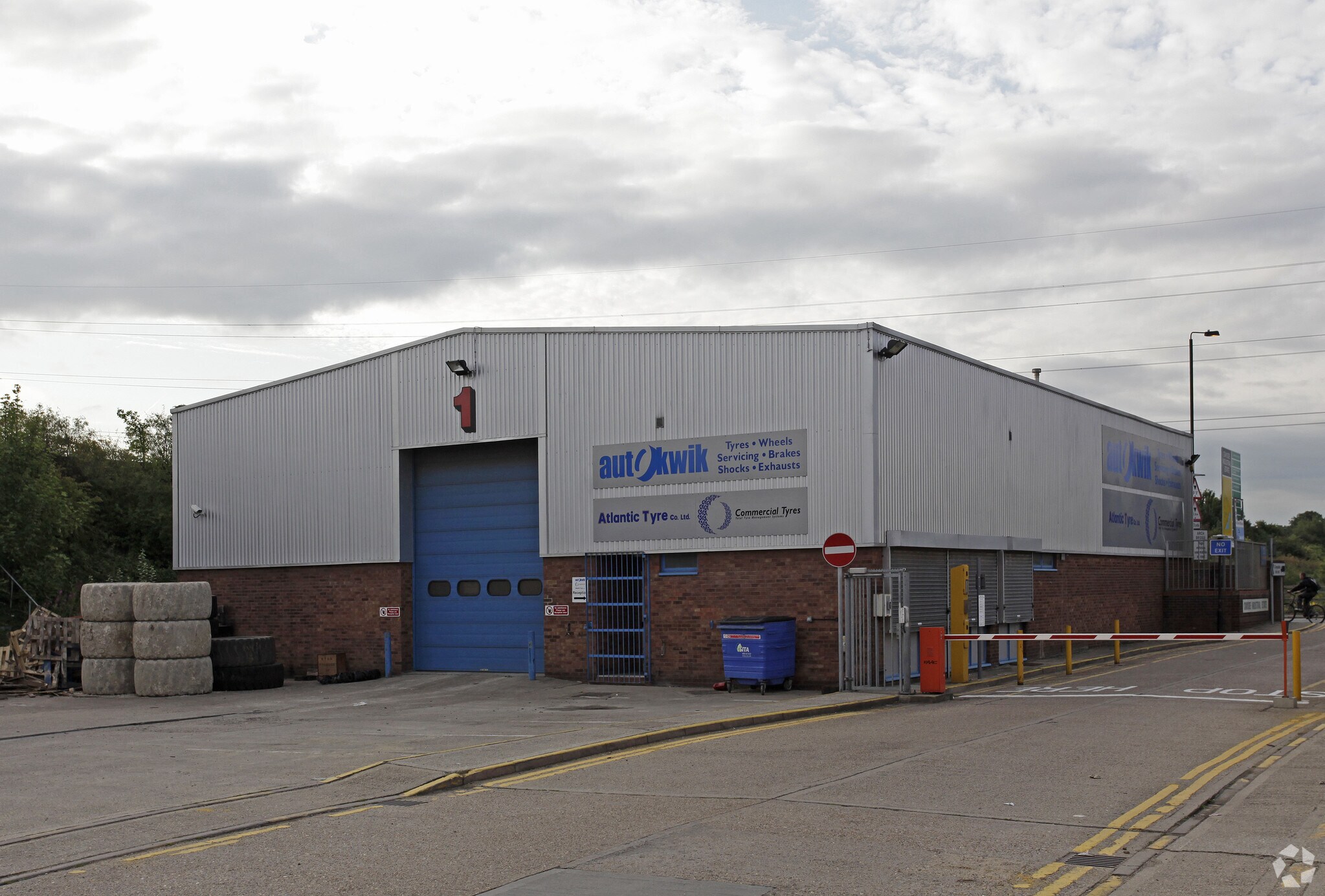 Thames Rd, Crayford à louer Photo principale– Image 1 sur 4