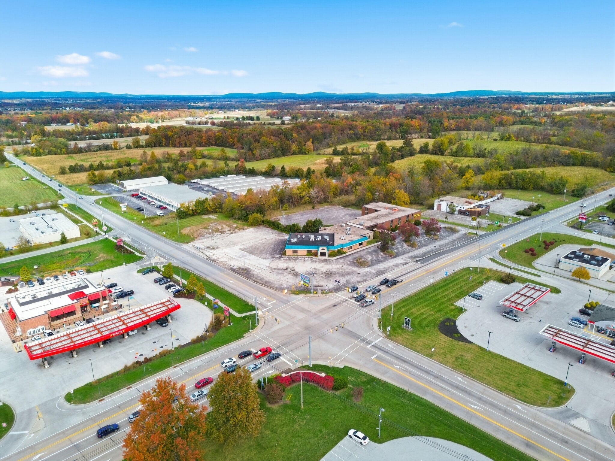 6110 & 6170 York Rd portefeuille de 2 biens à vendre sur LoopNet.fr Aérien– Image 1 sur 12