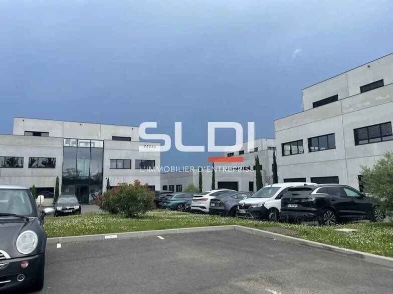 Bureau dans Rillieux-la-Pape à louer - Photo de l’immeuble – Image 1 sur 9