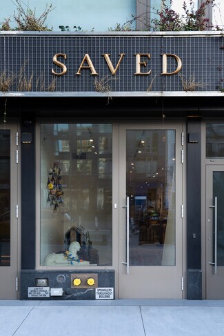 Plus de détails pour 118 E 1st St, New York, NY - Local commercial à louer