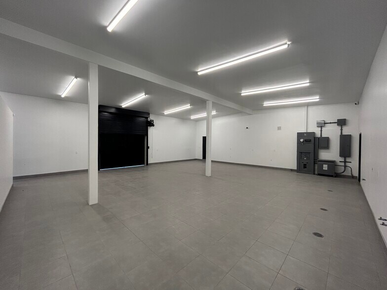 1496 Harbor Ave, Long Beach, CA à vendre - Photo de l’immeuble – Image 2 sur 17