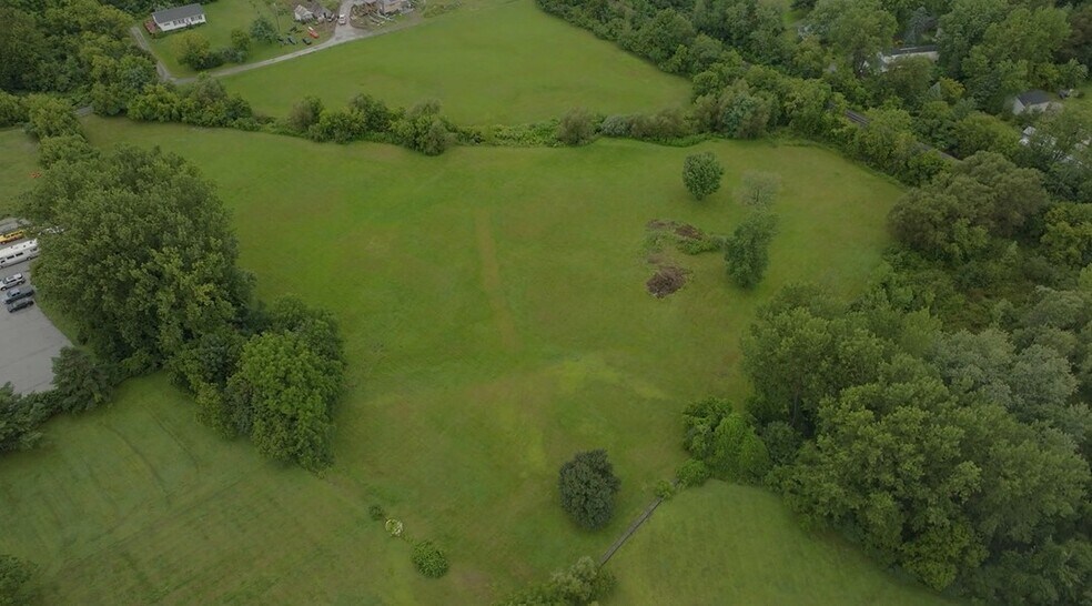 224 US-7, Saint Albans, VT à vendre - Photo principale – Image 1 sur 2